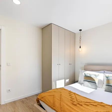 Apartment Campo Hortas C By Se