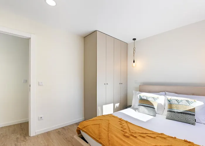 Apartment Campo Hortas C By Se